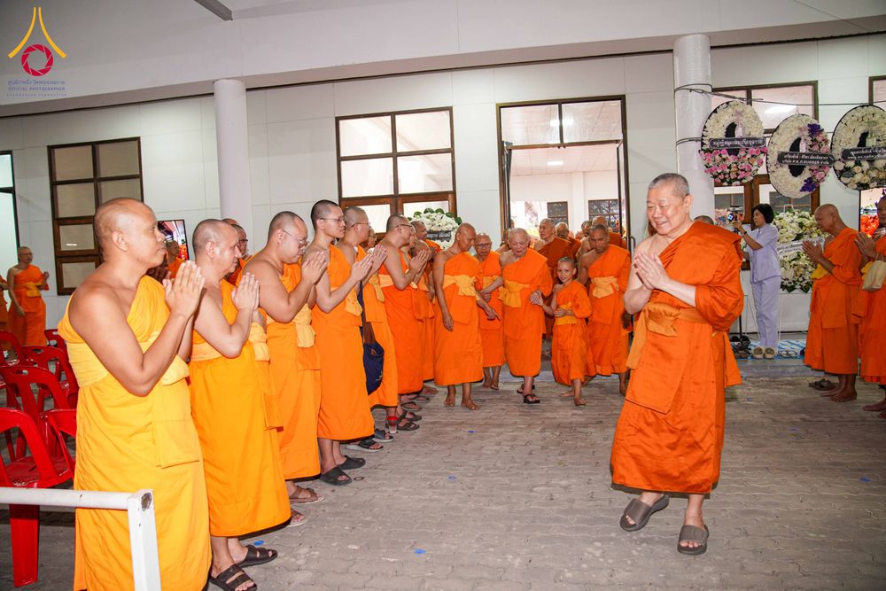 ภาพ No.315198:วันจันทร์ที่ 23 มีนาคม พ.ศ. 2569 พิธีบำเพ็ญกุศล คุณพ่อณรงค์ จินตมากุล  สิริอายุ 99 ปี 11 เดือน โยมบิดา พระครูปลัดรัตนวีรวัฒน์ (รังสฤษดิ์ อิทฺธิจินตโก) ที่ปรึกษาเจ้าคณะจังหวัดปทุมธานี เจ้าอาวาสวัดพระธรรมกาย  ณ ห้องปลูกศรัทธา 2 วัดพระธรรมกาย ปทุมธานี