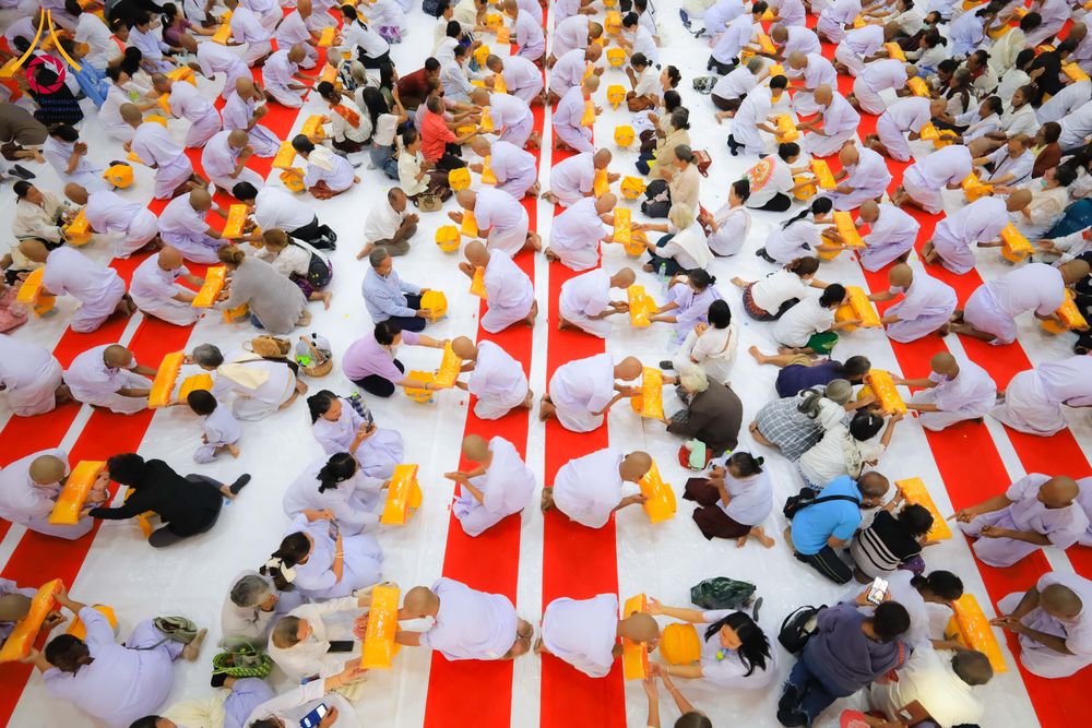 ภาพ No.281193:วันที่ 4 ธันวาคม พ.ศ. 2568 พิธีบรรพชาสามเณร ในโครงการบวชบูชาธรรมมหาปูชนียาจารย์  ณ วัดกลางพระอารามหลวง จังหวัดบุรีรัมย์