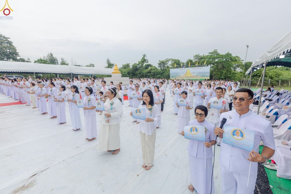 ภาพ No.246893:วันอาทิตย์ที่ 14 กันยายน พ.ศ. 2568 พิธีทอดผ้าป่า ซื้อดิน ปรับพื้นที่ลานธรรม  และพิธีกลั่นแผ่นดิน โปรยทราย สถาปนาองค์พระเจดีย์ เพื่อสร้างสันติภาพโลก  ณ ศูนย์ปฏิบัติธรรมสระบุรี อ.พระพุทธบาท จ.สระบุรี