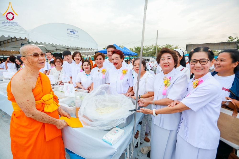 ภาพ No.118082:พิธีถวายภัตตาหารเป็นสังฆทาน แด่คณะพระธรรมยาตรา ปีที่ 12 วันที่ 24 มกราคม พ.ศ. 2567 ณ อนุสรณ์สถานบางนางแท่น จ.นครปฐม