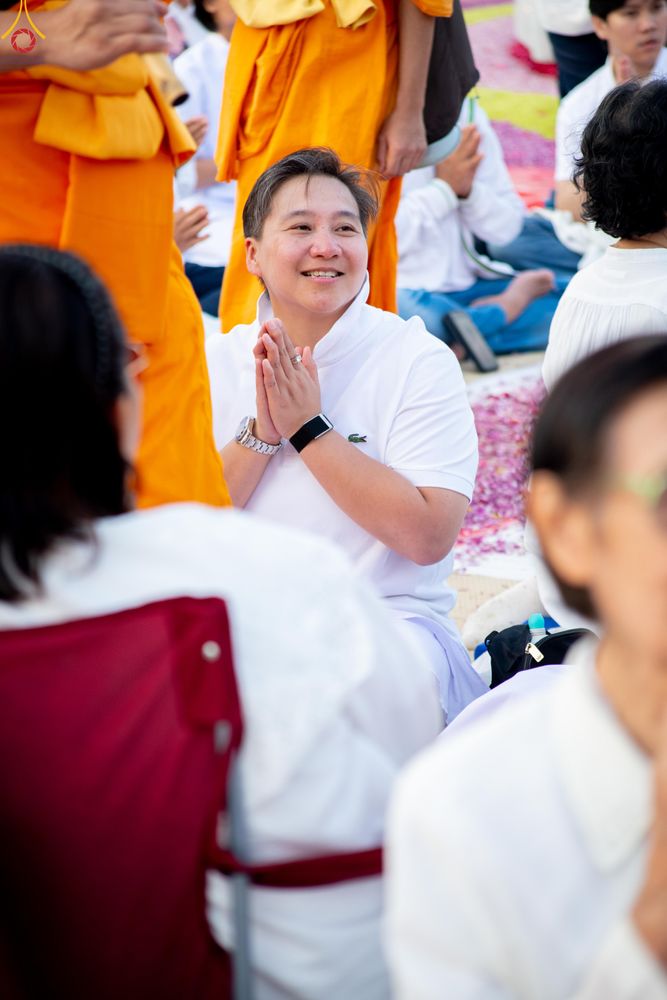 ภาพ No.290502:วันที่ 7 มกราคม พ.ศ. 2569 พิธีต้อนรับพระธรรมยาตรา ณ อนุสรณ์สถานลำดับที่ 2  สถานที่ตั้งมโนปณิธานบวชตลอดชีวิต อนุสรณ์สถานคลองบางนางแท่น (ภาพชุดที่ 2) อ.สามพราน จ.นครปฐม ในโครงการธรรมยาตรา กตัญญูบูชา มหาปูชนียาจารย์ พระมงคลเทพมุนี(สด จนฺทสโร) พระผู้ปราบมาร 