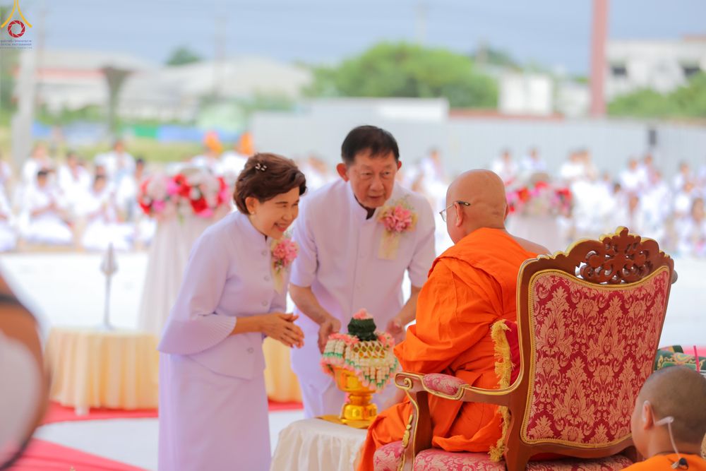 ภาพ No.339449:วันอังคารที่ 14  กรกฎาคม 2569 พิธีทอดผ้าป่าและพิธีตอกเสาเข็มมงคลต้นสุดท้าย องค์พระเจดีย์เพื่อสร้างสันติภาพโลก  ณ ธุดงคสถานพัฒนานิคม อ.พัฒนาพิคม จ.ลพบุรี