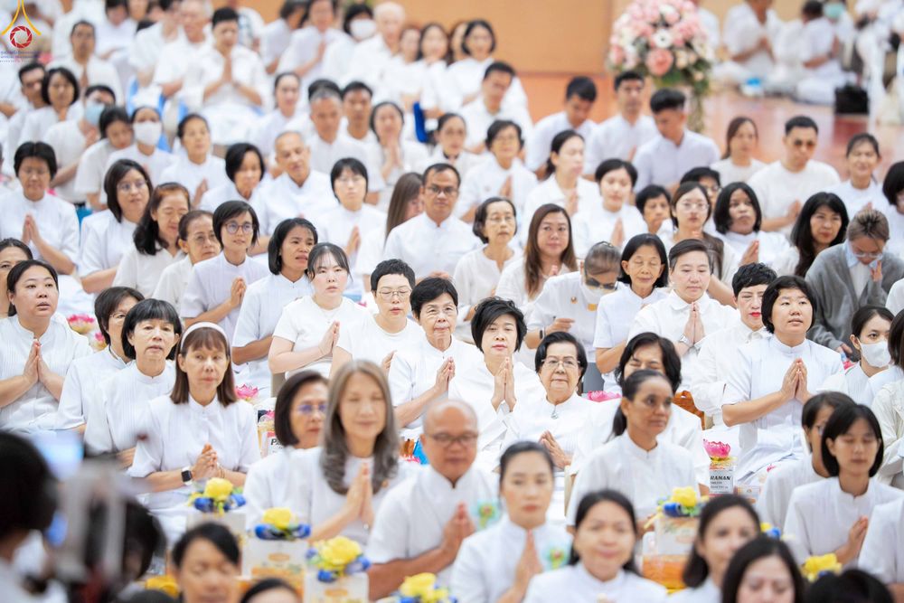 ภาพ No.343599:วันที่ 16 สิงหาคม พ.ศ.2569 พิธีถวายคิลานเภสัช และอุปกรณ์ทางการแพทย์ ณ ห้องแก้วสารพัดนึก2 วัดพระธรรมกาย