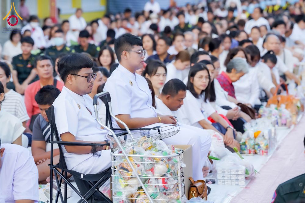 ภาพ No.313926:วันอาทิตย์ที่ 14 มีนาคม พ.ศ. 2569 ทำบุญเมืองหาดใหญ่ตักบาตรพระ 1,109 รูป เติมบุญใหญ่ หลังวิกฤตมหาอุทกภัย ณ ซุ้มประตูไชน่าทาวน์ ถนนศุภสารรังสรรค์ อ.หาดใหญ่ จ.สงขลา