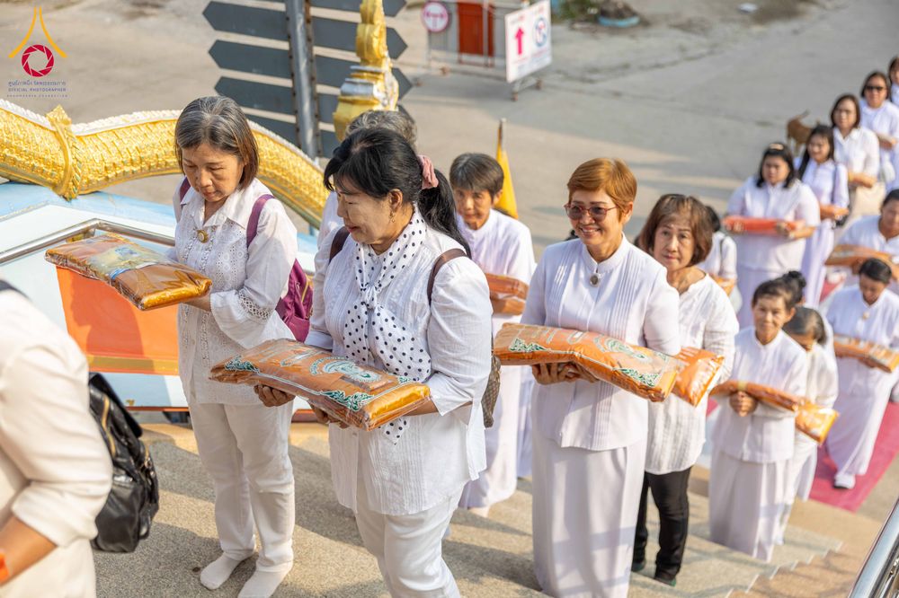 ภาพ No.298781:วันที่ 20 มกราคม พ.ศ. 2569 พิธีทอดผ้าป่าทำนุบำรุงศาสนสถาน ณ วัดลำพญา อ.บางเลน จ.นครปฐม ในโครงการธรรมยาตรา กตัญญูบูชา มหาปูชนียาจารย์ พระมงคลเทพมุนี(สด จนฺทสโร) พระผู้ปราบมาร อนุสรณ์สถาน 7 แห่ง ปีที่ 14