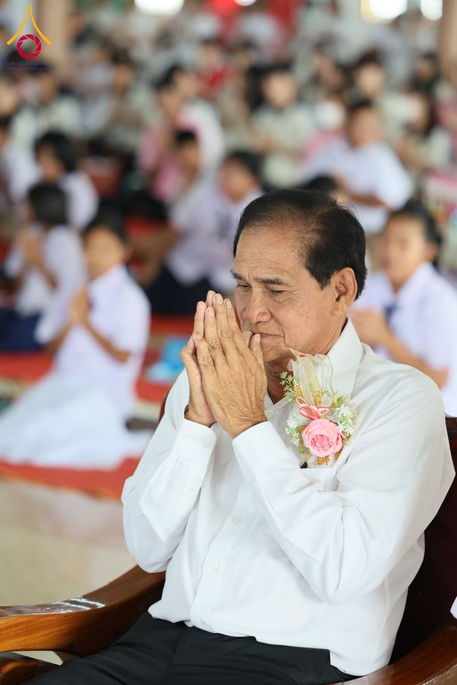 ภาพ No.300358:วันที่ 22 มกราคม พ.ศ. 2569 พิธีทอดผ้าป่าทำนุบำรุงศาสนสถาน ณ วัดรางกำหยาด ต.บางภาษี อ.บางเลน จ.นครปฐม ในโครงการธรรมยาตรา กตัญญูบูชา มหาปูชนียาจารย์ พระมงคลเทพมุนี(สด จนฺทสโร) พระผู้ปราบมาร อนุสรณ์สถาน 7 แห่ง ปีที่ 14