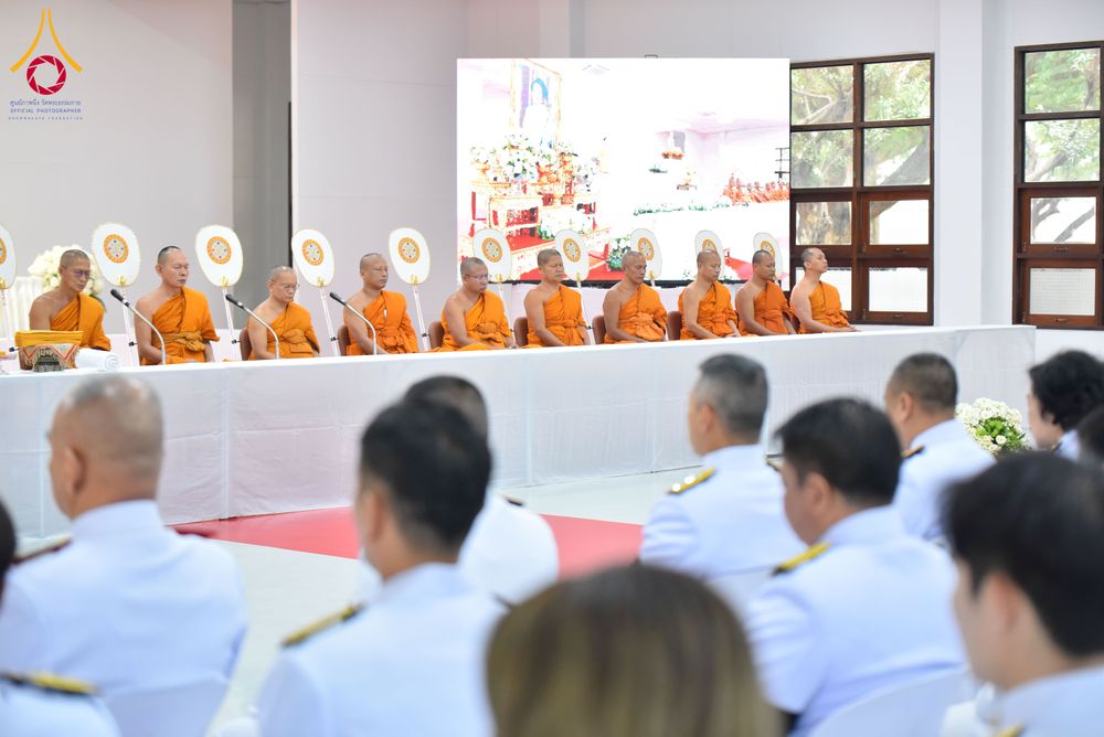 ภาพ No.280702:วันศุกร์ที่ 12 ธันวาคม พ.ศ.2568 พิธีบำเพ็ญกุศลปัญญาสมวาร (50 วัน) อุทิศถวายพระราชกุศลแด่ “พระพันปีหลวง” ณ วัดพระธรรมกาย