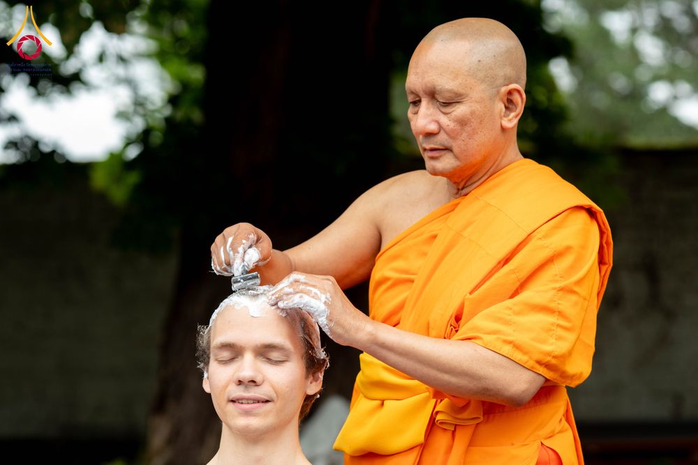 ภาพ No.336678:วันศุกร์ที่ 12 มิถุนายน พ.ศ. 2569 พิธีตัดปอยผมและพิธีปลงผมนาคธรรมทายาท  ภาคพื้นยุโรป รุ่นที่ 11   ณ วัดพระธรรมกายเบลเยียม ประเทศเบลเยียม