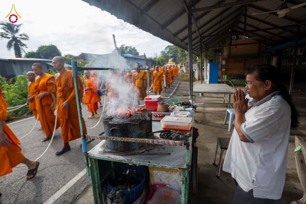 ภาพ No.336354:วันจันทร์ที่ 22 มิถุนายน พ.ศ.2569 พิธีอัญเชิญพระธรรมกาย  วัดกลางธนรินทร์ ต.บ้านแป้ง อ.พรหมบุรี จ.สิงห์บุรี