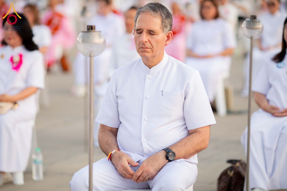 ภาพ No.312135:วันอังคารที่ 3 มีนาคม พ.ศ.2569 พิธีเวียนประทักษิณและจุดมาฆประทีป ณ ลานธรรมพระมหาธรรมกายเจดีย์ วัดพระธรรมกาย