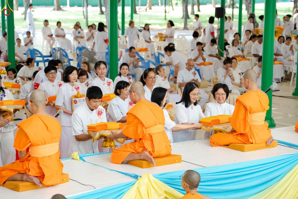 ภาพ No.328421:วันเสาร์ที่ 2 พฤษภาคม พ.ศ.2569 พิธีอุปสมบทสามเณรเตรียม DCI รุ่นที่ 23 ณ อุโบสถพระไตรปิฎก วัดพระธรรมกาย จังหวัดปทุมธานี