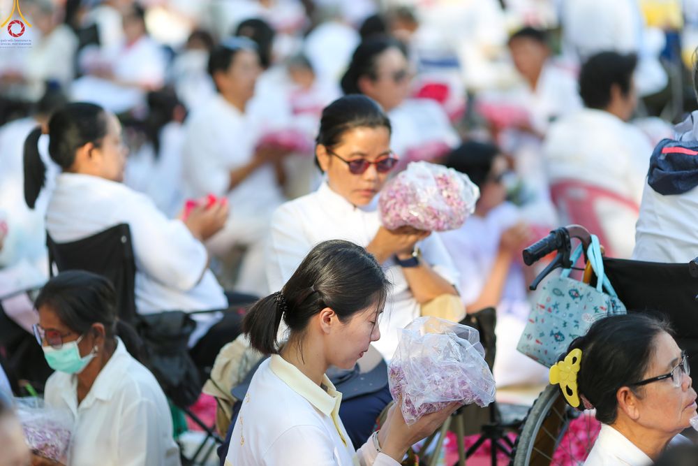 ภาพ No.289611:วันที่ 7 มกราคม พ.ศ. 2569 พิธีต้อนรับพระธรรมยาตรา ณ อนุสรณ์สถานลำดับที่ 2 สถานที่ตั้งมโนปณิธานบวชตลอดชีวิต อนุสรณ์สถานคลองบางนางแท่น อ.สามพราน จ.นครปฐม ในโครงการธรรมยาตรา กตัญญูบูชา มหาปูชนียาจารย์ พระมงคลเทพมุนี(สด จนฺทสโร) พระผู้ปราบมาร อนุสรณ์สถาน 7 แ