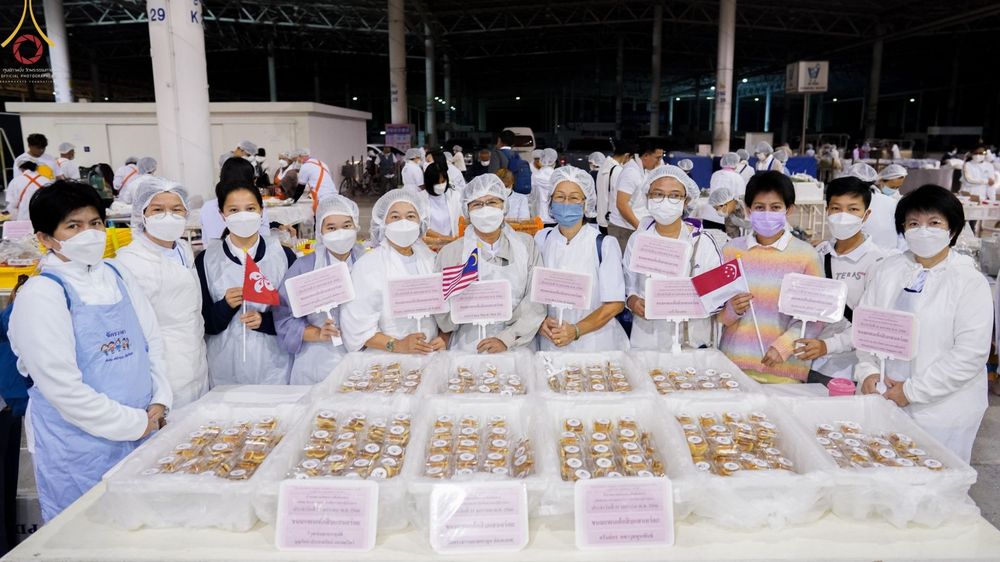 ภาพ No.75112:พิธีถวายภัตตาหารเป็นสังฆทาน แด่คณะพระธรรมยาตราฯ ในโครงการธรรมยาตรากตัญญูบูชา มหาปูชนียาจารย์ พระมงคลเทพมุนี(สด จนฺทสโร) พระผู้ปราบมาร อนุสรณ์สถาน 7 แห่ง ปีที่ 11 วันที่ 31 มกราคม พ.ศ. 2566