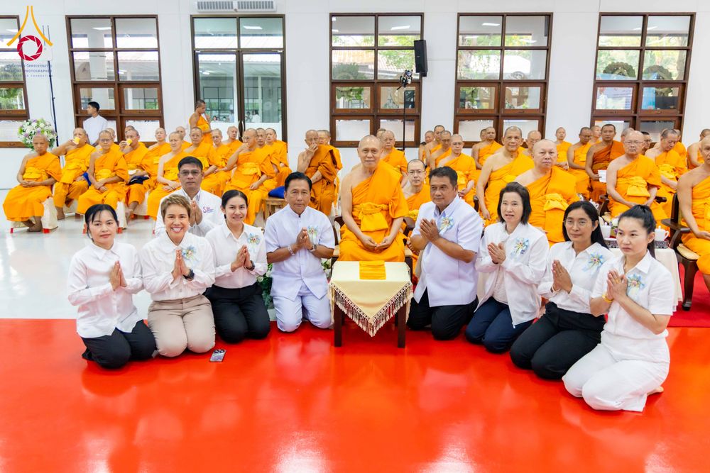 ภาพ No.316088:วันศุกร์ที่ 27 มีนาคม พ.ศ. 2569 พิธีบำเพ็ญกุศล คุณพ่อณรงค์ จินตมากุล  สิริอายุ 99 ปี 11 เดือน โยมบิดา พระครูปลัดรัตนวีรวัฒน์ (รังสฤษดิ์ อิทฺธิจินตโก) ที่ปรึกษาเจ้าคณะจังหวัดปทุมธานี เจ้าอาวาสวัดพระธรรมกาย  ณ ห้องปลูกศรัทธา 2 วัดพระธรรมกาย ปทุมธานี