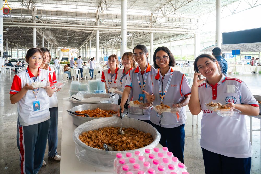 ภาพ No.325488:วันที่ 21-22 เมษายน พ.ศ.2569 การอบรมจิตอาสาเพื่อจัดเตรียมภัตตาหาร และจัดงานถวายมหาสังฆทานแด่ คณะสงฆ์ 40,000 กว่าวัดทั่วประเทศ ณ วัดพระธรรมกาย