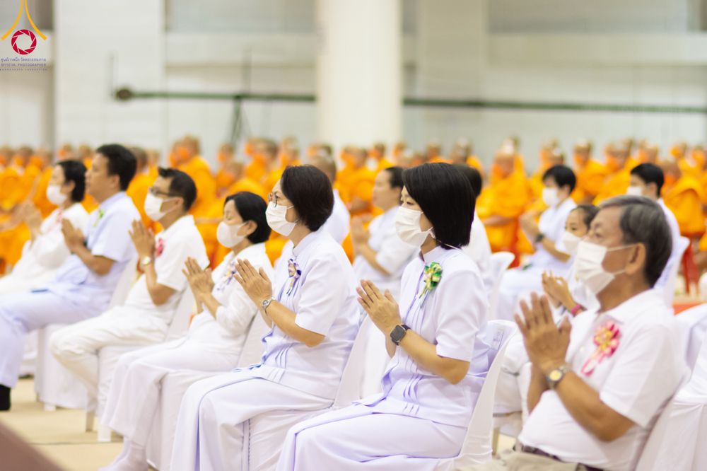 ภาพ No.90770:พิธีบำเพ็ญกุศลสวดพระอภิธรรม  อุบาสกถาวร พรหมถาวร (อุบาสกผู้ปั้นพระ) คืนที่ 3 วันจันทร์ที่ 16 ตุลาคม พ.ศ. 2566 ณ ห้องแก้วสารพัดนึก 1 สภาธรรมกายสากล วัดพระธรรมกาย จ.ปทุมธานี