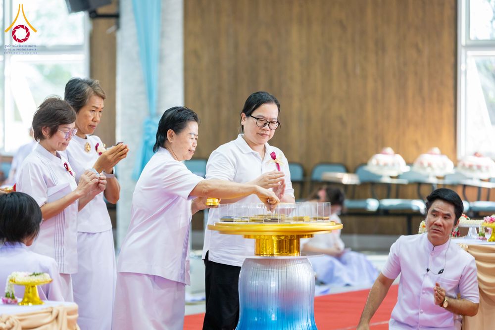 ภาพ No.315706:วันอาทิตย์ ที่ 22 มีนาคม พ.ศ. 2569 พิธีทอดผ้าป่าฉลองพระประธาน พิธีประดิษฐานพระบรมสารีริกธาตุในองค์พระประธาน พิธีจารึกชื่อบรรจุในแผ่นฌาน ณ ศูนย์ปฏิบัติธรรมสมุทรปราการ (บางบ่อ)