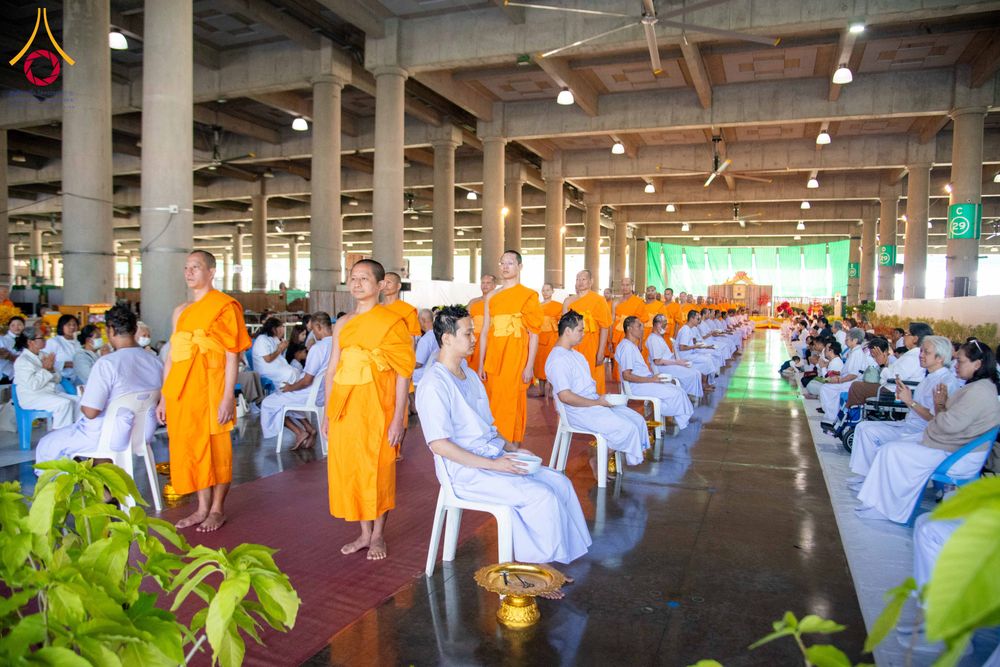ภาพ No.293666:วันที่ 10 มกราคม พ.ศ. 2569 พิธีปลงผมธรรมทายาทบูชาธรรม 117  ปี คุณยายอาจารย์ฯ ณ วิหารคด วัดพระธรรมกาย ปทุมธานี