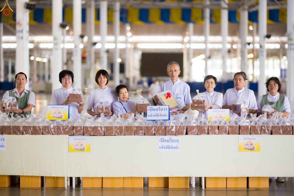 ภาพ No.280498:วันที่ 28 ธันวาคม พ.ศ.2568 พิธีถวายอุปกรณ์ทำความสะอาด ณ ห้องแก้วสารพัดนึก วัดพระธรรมกาย