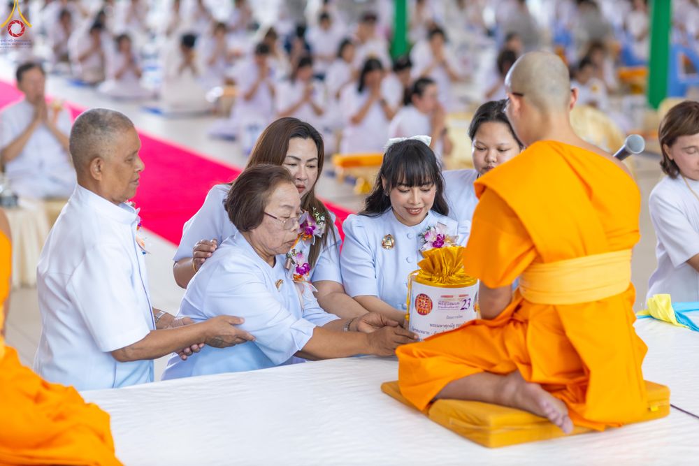 ภาพ No.328408:วันเสาร์ที่ 2 พฤษภาคม พ.ศ.2569 พิธีอุปสมบทสามเณรเตรียม DCI รุ่นที่ 23 ณ อุโบสถพระไตรปิฎก วัดพระธรรมกาย จังหวัดปทุมธานี