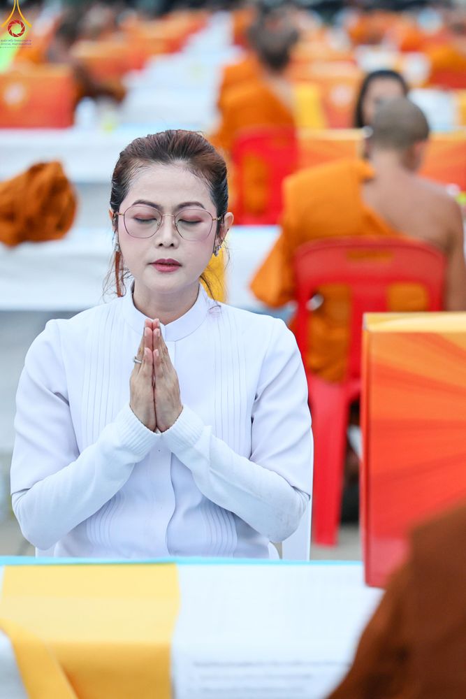 ภาพ No.324707:วันที่ 22 เมษายน พ.ศ.2569 (วันคุ้มครองโลก) บรรยากาศสาธุชน ในงานถวายมหาสังฆทาน 40,000 กว่าวัดทั่วประเทศ ณ ลานธรรม วัดพระธรรมกาย