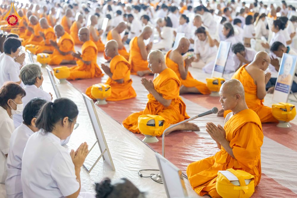 ภาพ No.321502:วันเสาร์ที่ 11 เมษายน พ.ศ.2569 พิธีขอบรรพชา พิธีขอสรณคมณ์และศีล, พิธีถวายบาตร พิธีอุปสมบท โครงการอุปสมบทหมู่ บูชาธรรมหลวงพ่อธัมมชโย พ.ศ.2569 โครงการอุปสมบทหมู่ธรรมทายาท ระดับอุดมศึกษา รุ่น 53 (ภาคฤดูร้อน) ณ วัดพระธรรมกาย ปทุมธานี