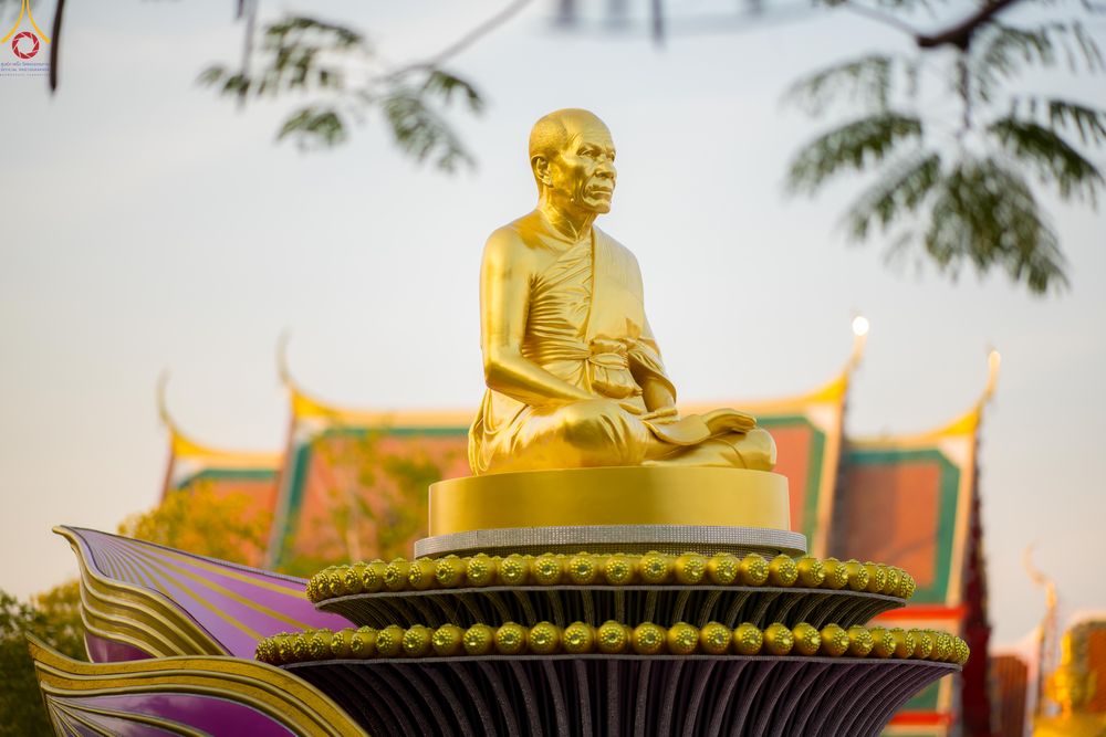 ภาพ No.292973:วันที่ 11 มกราคม พ.ศ. 2569 พิธีต้อนรับพระธรรมยาตรา ณ อนุสรณ์สถานลำดับที่ 3 (ภาพชุดที่ 2) สถานที่เกิดในเพศสมณะ วัดสองพี่น้อง อำเภอสองพี่น้อง จังหวัดสุพรรณบุรี ในโครงการธรรมยาตรา กตัญญูบูชา มหาปูชนียาจารย์ พระมงคลเทพมุนี(สด จนฺทสโร) พระผู้ปราบมาร อนุสรณ์สถ