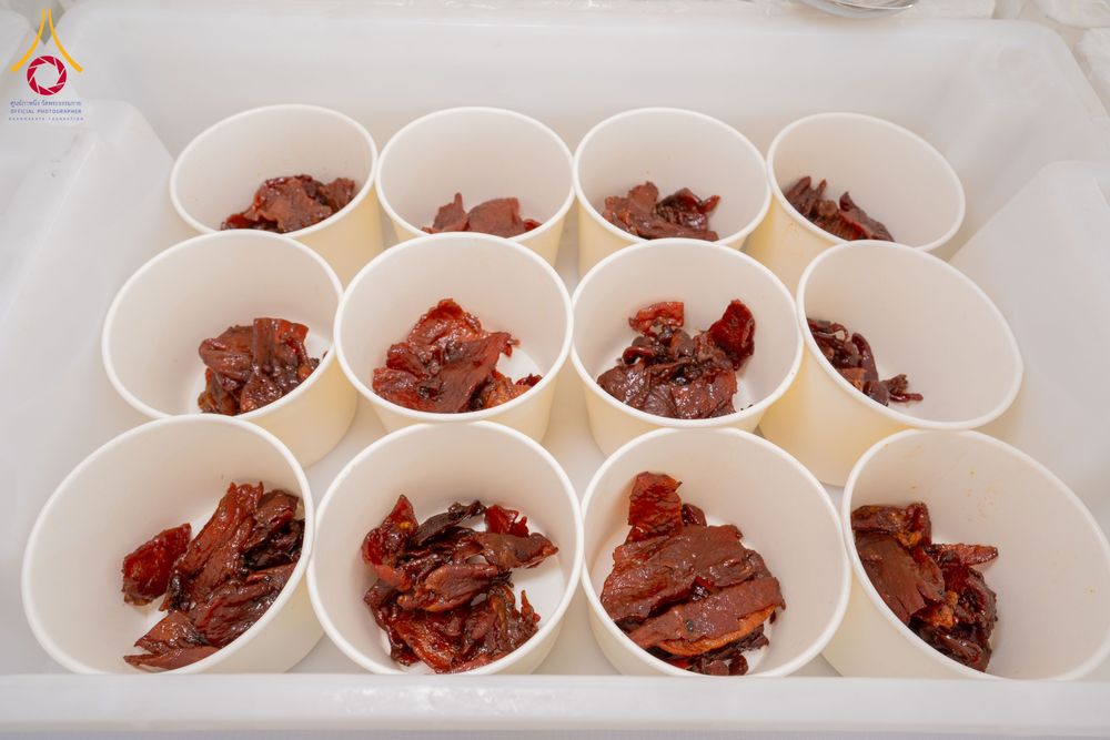 ภาพ No.301897:วันที่ 24 มกราคม พ.ศ. 2569 พิธีถวายภัตตาหารเป็นสังฆทาน แด่พระธรรมยาตรา ณ อนุสรณ์สถานบางปลา วัดบางปลา อำเภอบางเลน จังหวัดนครปฐม ในโครงการธรรมยาตรา กตัญญูบูชา มหาปูชนียาจารย์ พระมงคลเทพมุนี(สด จนฺทสโร) พระผู้ปราบมาร อนุสรณ์สถาน 7 แห่ง ปีที่ 14