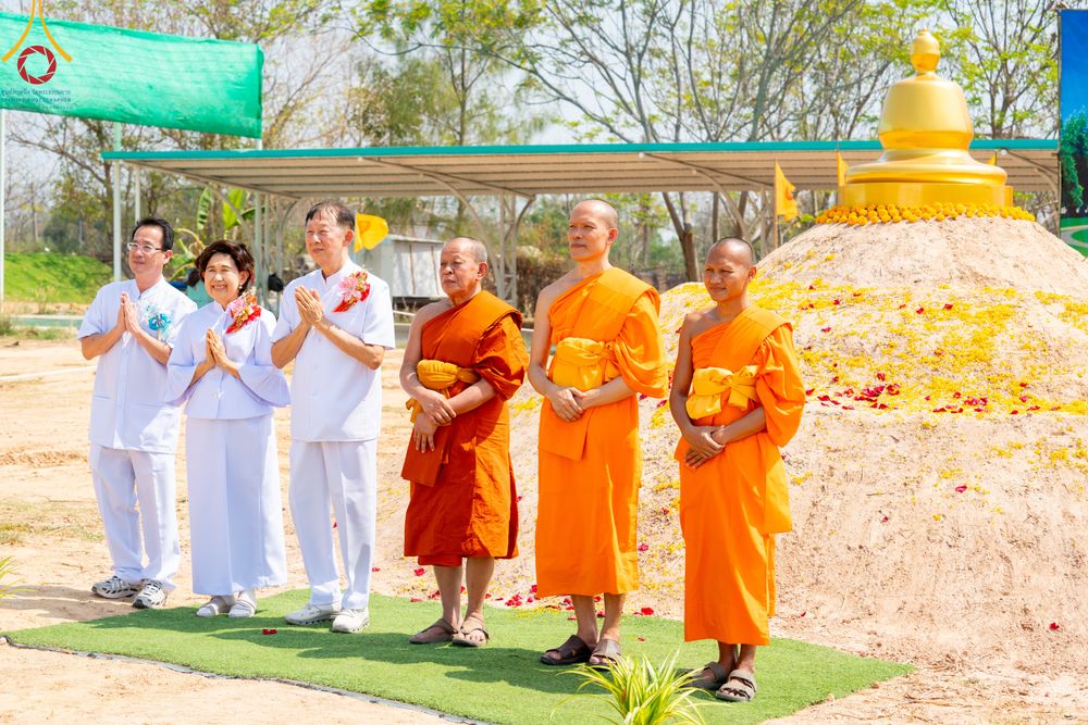 ภาพ No.311008:วันอาทิตย์ที่ 22 กุมภาพันธ์ พ.ศ. 2569 พิธีประดิษฐานพระประธาน “พระธรรมกาย” ณ ธุดงคสถานอำนาจเจริญ จังหวัดอำนาจเจริญ