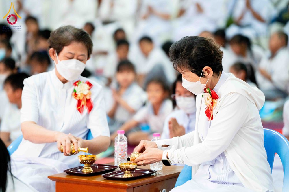 ภาพ No.304445:วันที่ 27 มกราคม พ.ศ. 2569 พิธีทอดผ้าป่าทำนุบำรุงศาสนสถาน ณ วัดบางไผ่นารถ ต.บางไทรป่า อ.บางเลน จ.นครปฐม ในโครงการธรรมยาตรา กตัญญูบูชา มหาปูชนียาจารย์ พระมงคลเทพมุนี(สด จนฺทสโร) พระผู้ปราบมาร อนุสรณ์สถาน 7 แห่ง ปีที่ 14