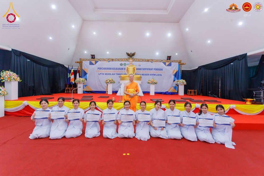 ภาพ No.280031:วันที่ 31 ธันวาคม พ.ศ. 2568 พิธีปิดโครงการอบรมสามเณรอินโดนีเซีย