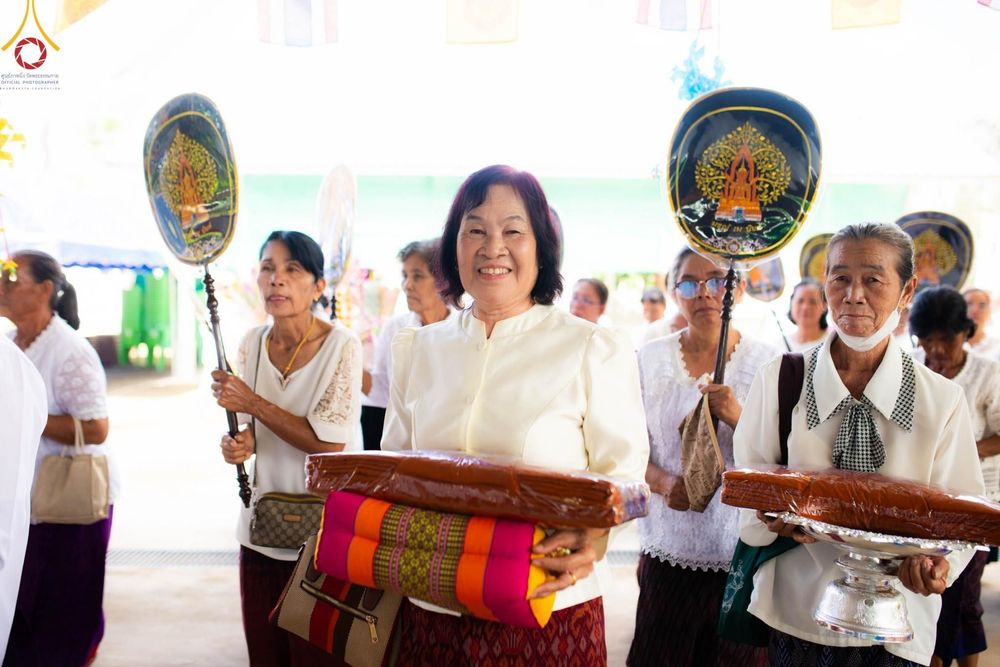 ภาพ No.165378:พิธีทอดกฐิน ณ วัดพุทธิสารโนนทอง อ.คอนสวรรค์ จ.ชัยภูมิ ในโครงการกฐินสามัคคีทั่วไทย 30,000 วัด บูชาธรรม 80 ปี หลวงพ่อธัมมชโย โดยคณะศิษยานุศิษย์วัดพระธรรมกาย วันที่ 21 ตุลาคม พ.ศ. 2567