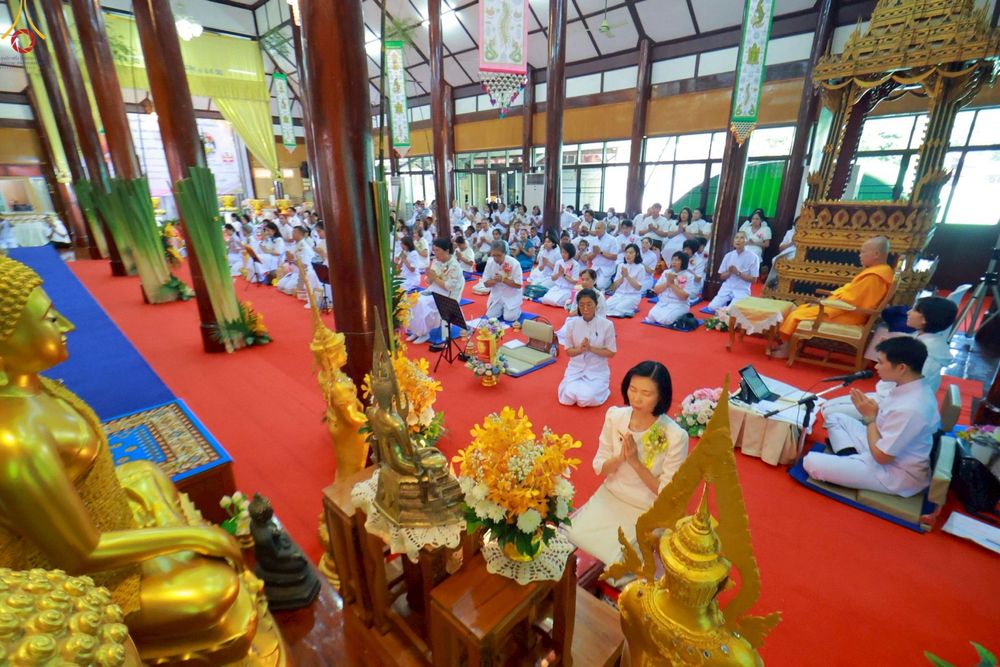 ภาพ No.254427:วันที่ 11 ตุลาคม พ.ศ. 2568 พิธีทอดกฐินสามัคคีทั่วไทย 30,000 วัด โดยคณะศิษยานุศิษย์ บูชาธรรม 81 ปี หลวงพ่อธัมมชโย ณ วัดกลางธนรินทร์ อ.พรหมบุรี จ.สิงห์บุรี