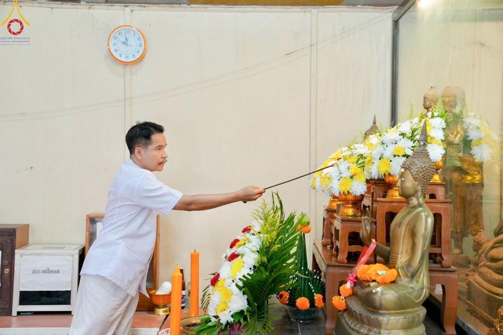 ภาพ No.168600:พิธีทอดกฐิน ณ วัดส่องคบ จ.ชัยนาท ในโครงการกฐินสามัคคีทั่วไทย 30,000 วัด บูชาธรรม 80 ปี หลวงพ่อธัมมชโย โดยคณะศิษยานุศิษย์วัดพระธรรมกาย วันที่ 20 ตุลาคม พ.ศ. 2567