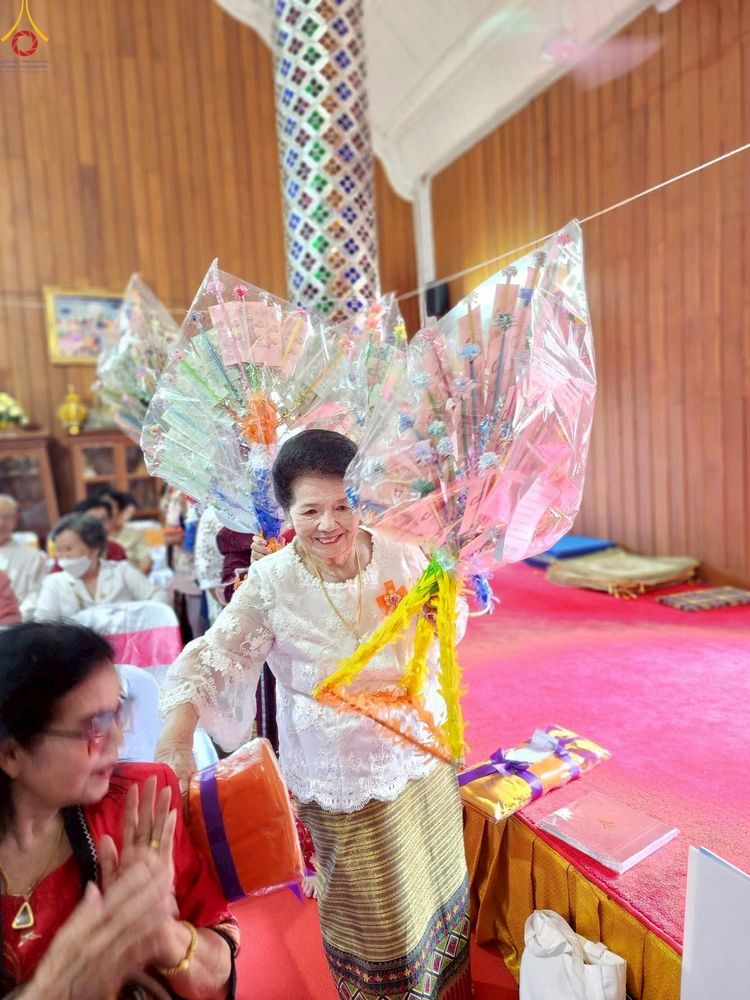 ภาพ No.269768:วันที่ 19 ตุลาคม พ.ศ. 2568 พิธีทอดกฐินสามัคคีทั่วไทย ณ วัดศรีบุญเรือง อ.สบตุ๋ย จ.ลำปาง โดยคณะศิษยานุศิษย์ บูชาธรรม 81 ปี หลวงพ่อธัมมชโย