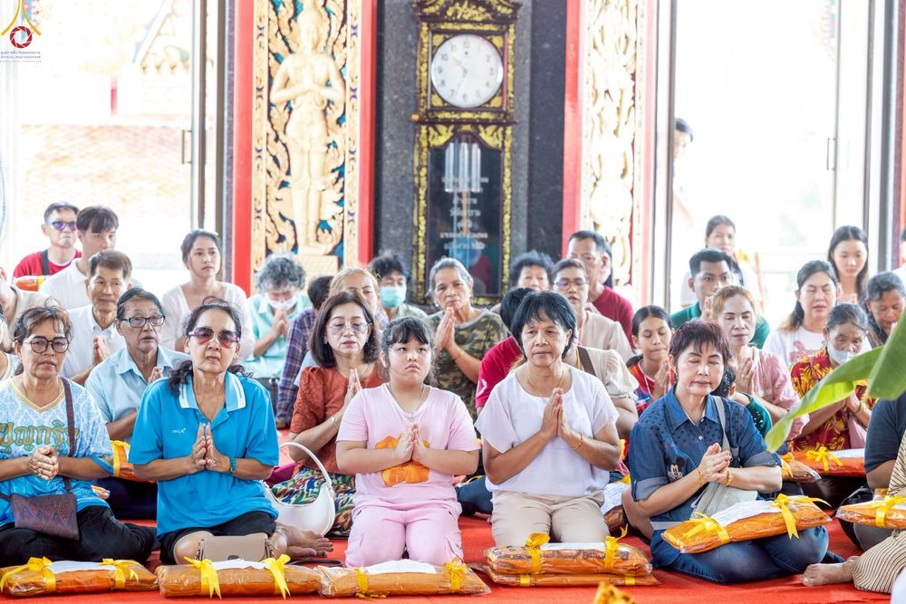 ภาพ No.258748:วันที่ 19 ตุลาคม พ.ศ. 2568 พิธีทอดกฐินสามัคคีทั่วไทย 30,000 วัด โดยคณะศิษยานุศิษย์ บูชาธรรม 81 ปี หลวงพ่อธัมมชโย ณ วัดอินทาราม บ้านโพธิ์ ฉะเชิงเทรา