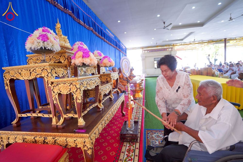 ภาพ No.275571:วันที่ 5 พฤศจิกายน พ.ศ. 2568 พิธีทอดกฐินสามัคคีทั่วไทย ณ วัดวังมะนาว อ.ปากท่อ จ.ราชบุรี โดยคณะศิษยานุศิษย์ บูชาธรรม 81 ปี หลวงพ่อธัมมชโย