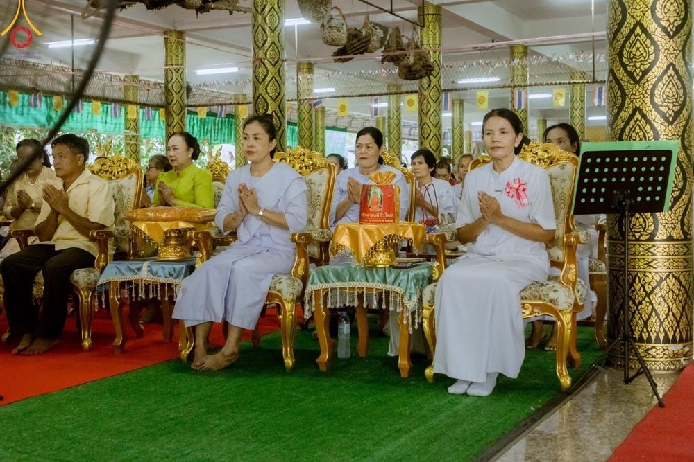 ภาพ No.176529:พิธีทอดกฐิน ณ วัดโนนดินแดงเหนือ อำเภอโนนดินแดง จังหวัดบุรีรัมย์  ในโครงการกฐินสามัคคีทั่วไทย 30,000 วัด บูชาธรรม 80 ปี หลวงพ่อธัมมชโย โดยคณะศิษยานุศิษย์วัดพระธรรมกาย วันที่ 27 ตุลาคม พ.ศ. 2567