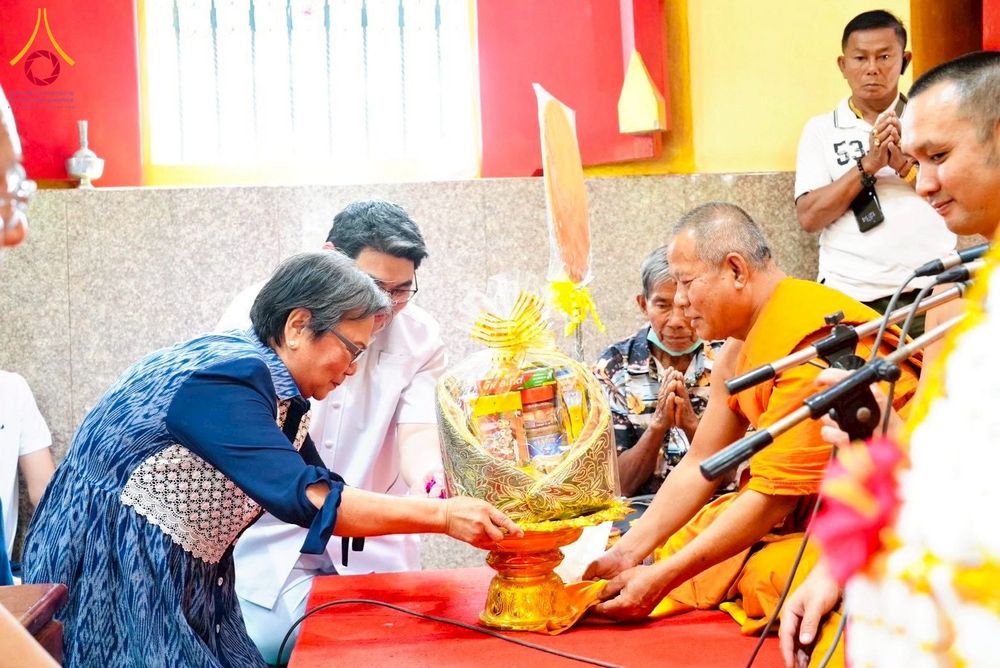 ภาพ No.273874:วันที่ 26 ตุลาคม พ.ศ. 2568 พิธีทอดกฐินสามัคคีทั่วไทย วัดหลวง(ประชาบูรณะ) อ.นครชัยศรี จ.นครปฐม โดยคณะศิษยานุศิษย์ บูชาธรรม 81 ปี หลวงพ่อธัมมชโย