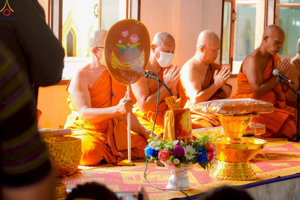 ภาพ No.265055:วันที่ 8 ตุลาคม พ.ศ. 2568 พิธีทอดกฐินสามัคคีทั่วไทย 30,000 วัด โดยคณะศิษยานุศิษย์ บูชาธรรม 81 ปี หลวงพ่อธัมมชโย ณ วัดอ้อมน้อย อ.กระทุ่มแบน จ.สมุทรสาคร