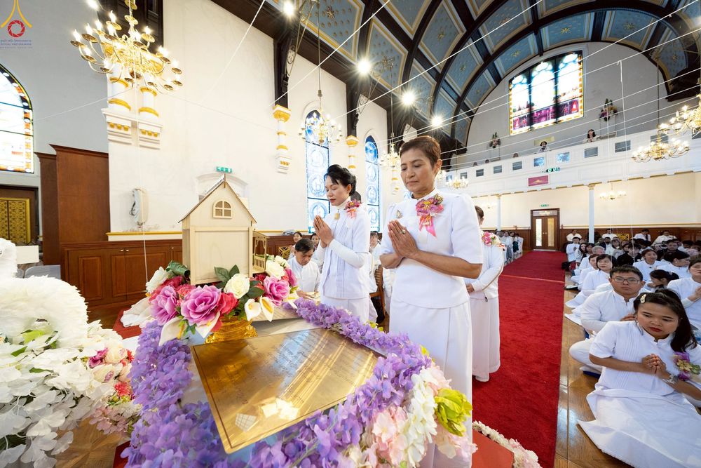 ภาพ No.270832:วันอาทิตย์ที่ 19 ตุลาคม พ.ศ. 2568 พิธีทอดกฐิน “หนึ่งไม่มีสอง” วัดพระธรรมกายนิวคาสเซิล เมืองนิวคาสเซิล ประเทศอังกฤษ 