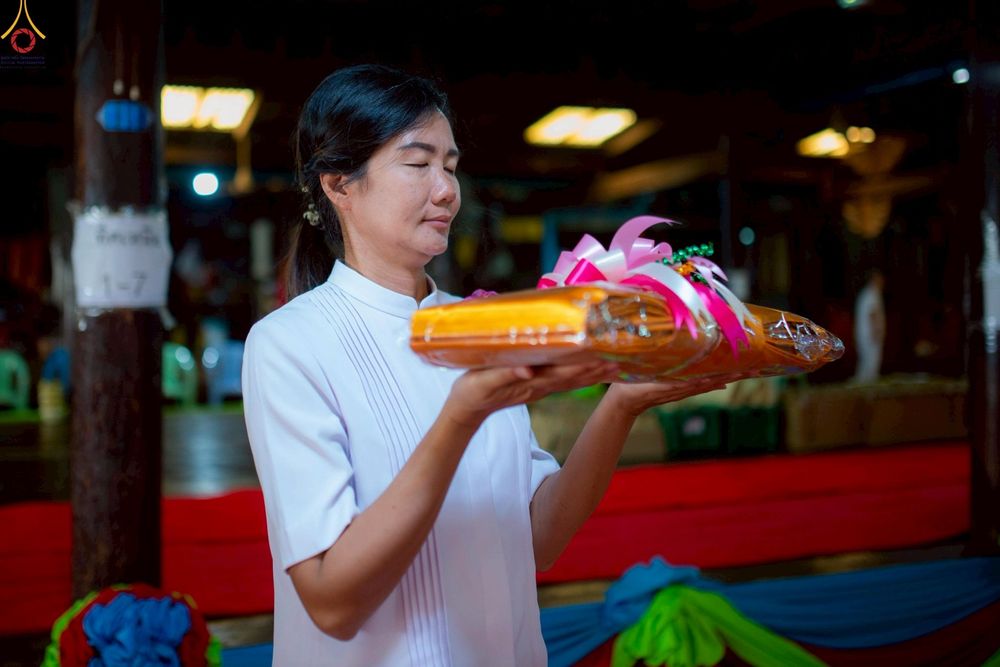 ภาพ No.251853:วันที่ 8 ตุลาคม พ.ศ. 2568 พิธีทอดกฐินสามัคคีทั่วไทย 30,000 วัด โดยคณะศิษยานุศิษย์ บูชาธรรม 81 ปี หลวงพ่อธัมมชโย ณ วัดโคกบำรุงราษฎร์ อ.ดำเนินสะดวก จ.ราชบุรี