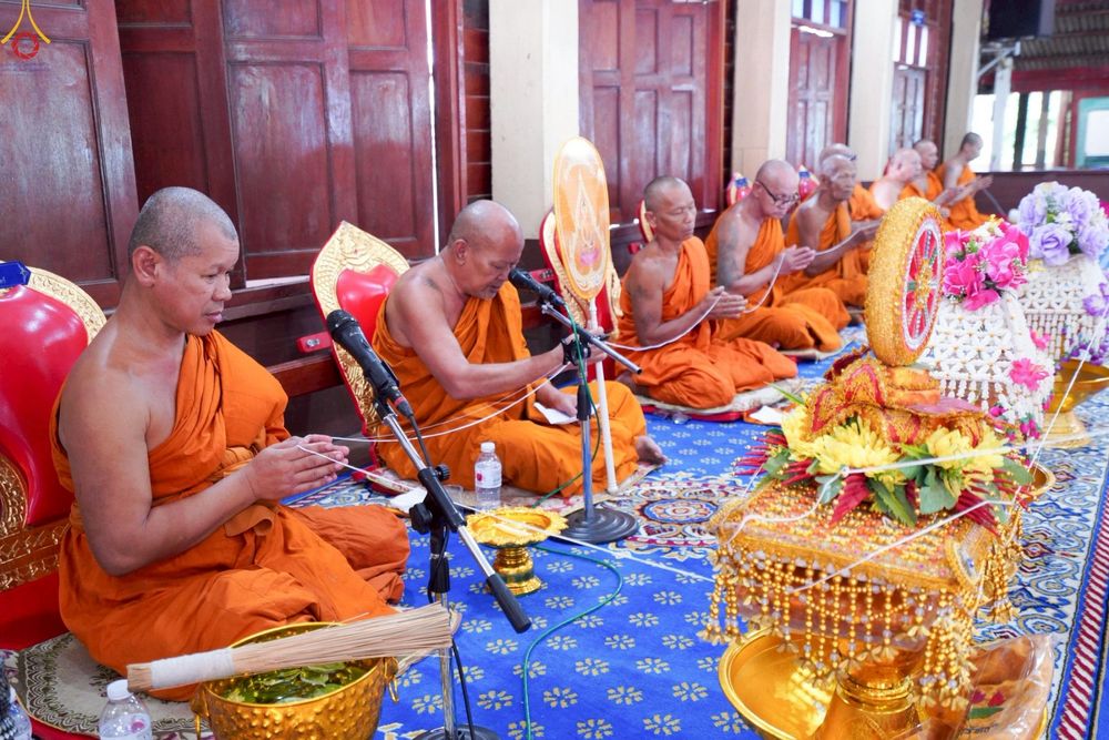 ภาพ No.253160:วันที่ 12 ตุลาคม พ.ศ. 2568 พิธีทอดกฐินสามัคคีทั่วไทย 30,000 วัด โดยคณะศิษยานุศิษย์ บูชาธรรม 81 ปี หลวงพ่อธัมมชโย ณ วัดโพธิ์  ต.โรงช้าง อ.มหาราช  จ.พระนครศรีอยุธยา