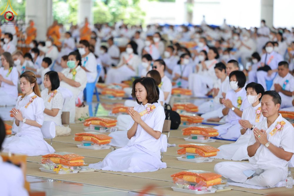 ภาพ No.91518:พิธีบุพเปตพลี ครั้งที่ 142 ร่วมอุทิศบุญแด่หมู่ญาติที่ล่วงลับไปแล้ว และสืบทอดอายุพระพุทธศาสนา วันอาทิตย์ที่ 29 ตุลาคม พ.ศ. 2566 (วันพระขึ้น 15 ค่ำ เดือน 11) ณ หอฉันคุณยายอาจารย์ฯ วัดพระธรรมกาย