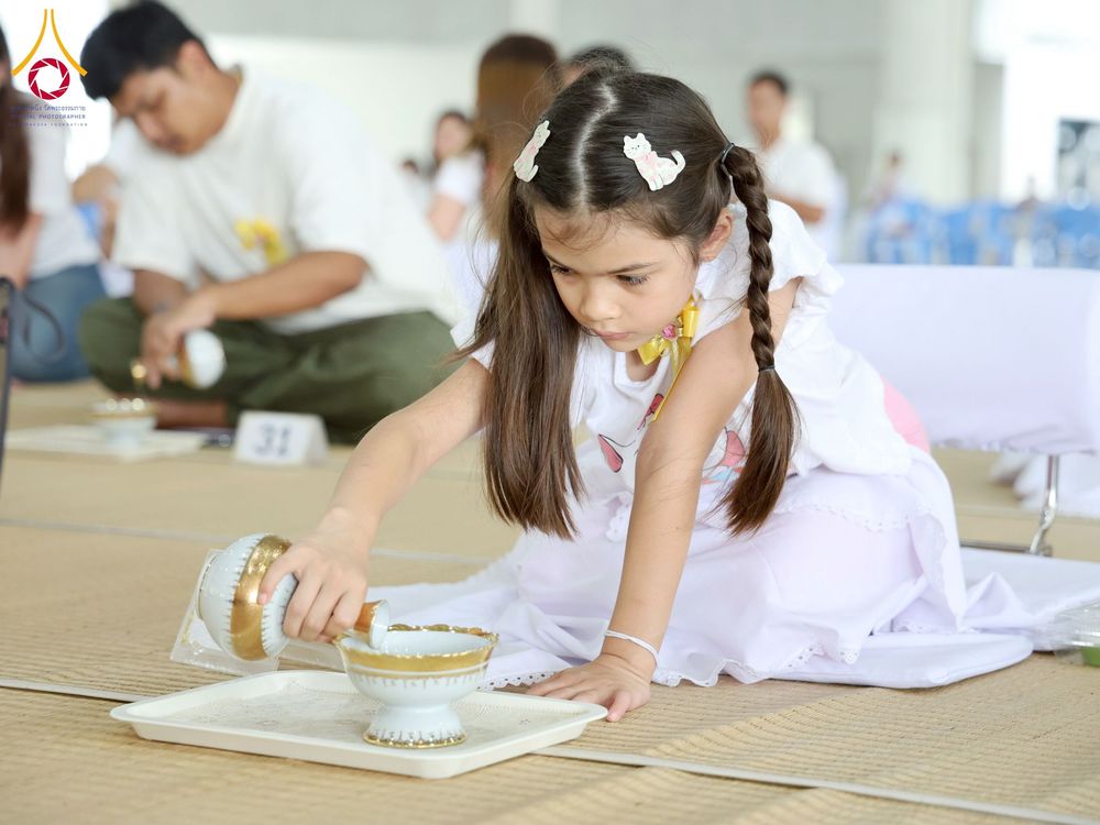 ภาพ No.262648:วันที่ 18,25 ตุลาคม พ.ศ. 2568 พิธีถวายภัตตาหารเมนูสวรรค์ เพื่อการบรรลุธรรม ณ หอฉันคุณยายอาจารย์ฯ วัดพระธรรมกาย