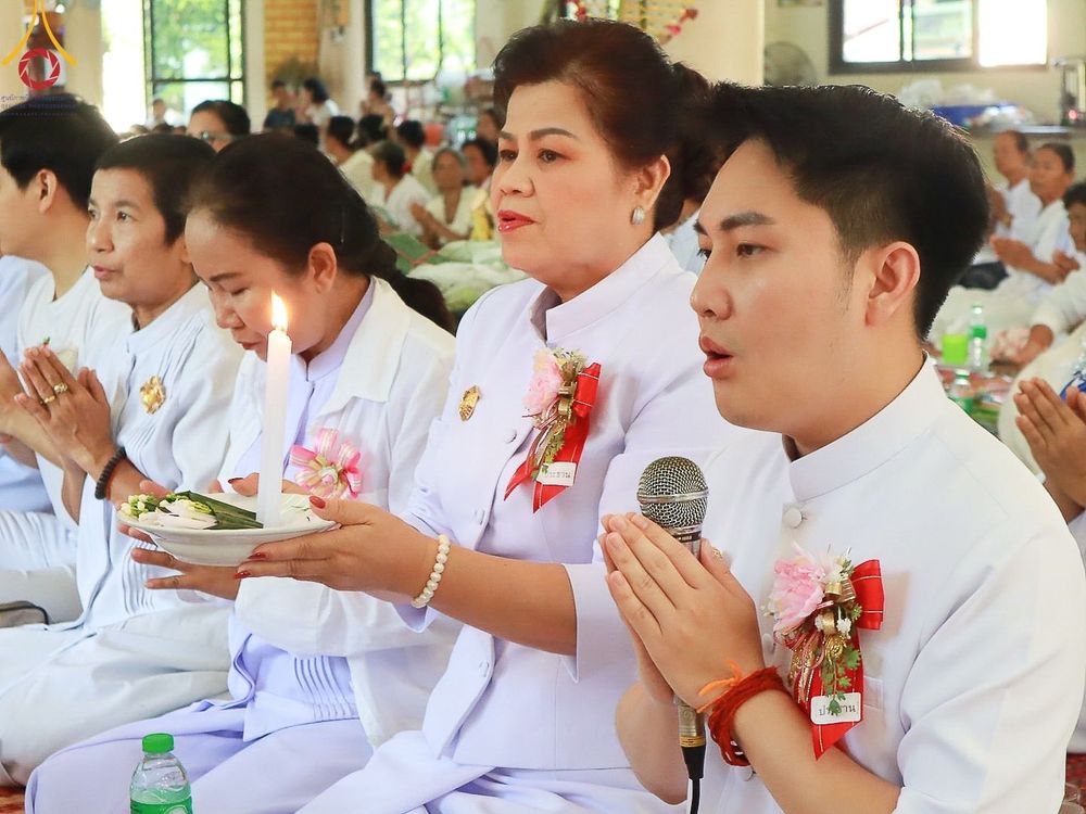 ภาพ No.169039:พิธีทอดกฐิน ณ วัดสว่างโพนตาล จ.อุดรธานี ในโครงการกฐินสามัคคีทั่วไทย 30,000 วัด บูชาธรรม 80 ปี หลวงพ่อธัมมชโย โดยคณะศิษยานุศิษย์วัดพระธรรมกาย วันที่ 24 ตุลาคม พ.ศ. 2567