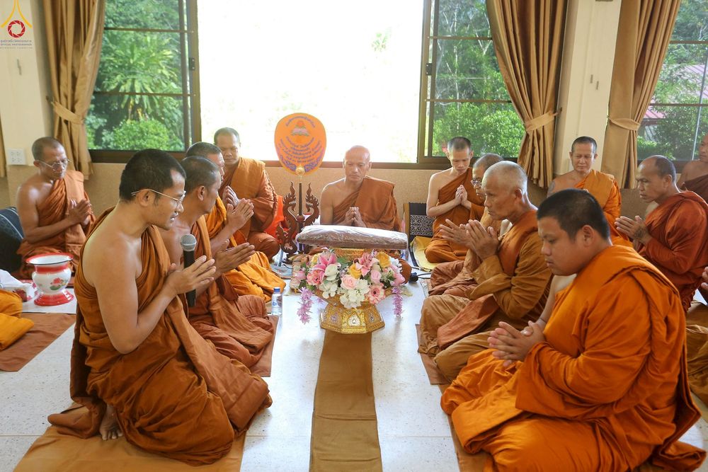 ภาพ No.272800:วันที่ 26 ตุลาคม พ.ศ. 2568 พิธีทอดกฐินสามัคคีทั่วไทย ณ วัดสันติวราราม ต.ดงมหาวัน อ.เวียงเชียงรุ้ง จ.เชียงราย โดยคณะศิษยานุศิษย์ บูชาธรรม 81 ปี หลวงพ่อธัมมชโย