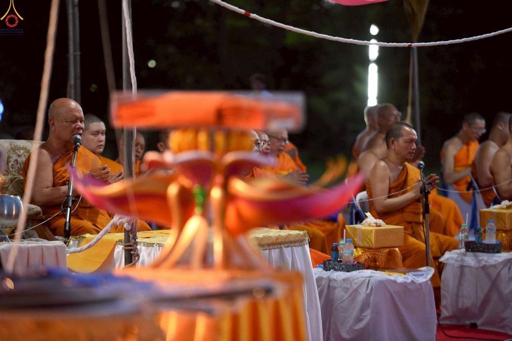 ภาพ No.261540:วันที่ 17-18 ตุลาคม พ.ศ. 2568 พิธีเจริญพระพุทธมนต์คณะสงฆ์ 108 กลั่นแผ่นดินองค์พระเจดีย์สระบุรี สมโภชองค์กฐิน และพิธีทอดกฐิน ณ ศูนย์ปฏิบัติธรรมสระบุรี ในโครงการกฐินสามัคคีทั่วไทย 30,000 วัด บูชาธรรม 81 ปี หลวงพ่อธัมมชโย โดยคณะศิษยานุศิษย์วัดพระธรรมกาย