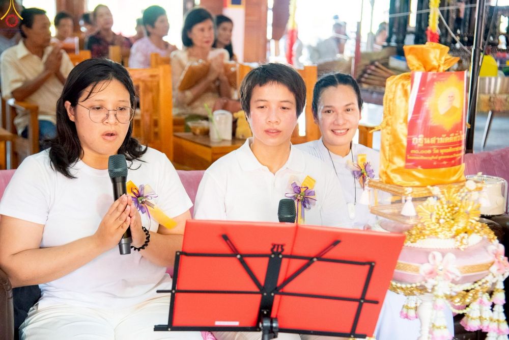 ภาพ No.253326:วันที่ 12 ตุลาคม พ.ศ. 2568 พิธีทอดกฐินสามัคคีทั่วไทย 30,000 วัด โดยคณะศิษยานุศิษย์ บูชาธรรม 81 ปี หลวงพ่อธัมมชโย ณ วัดกลางทุ่ง อ.มหาราช จ.พระนครศรีอยุธยา