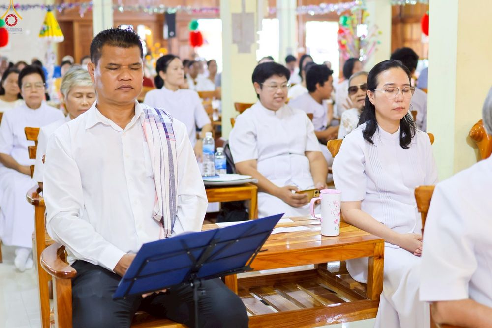 ภาพ No.253856:วันที่ 12 ตุลาคม พ.ศ. 2568 พิธีทอดกฐินสามัคคีทั่วไทย 30,000 วัด โดยคณะศิษยานุศิษย์ บูชาธรรม 81 ปี หลวงพ่อธัมมชโย ณ วัดหนองพะวา ต.บางบุตร อ.บ้านค่าย จ.ระยอง